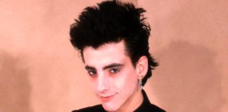 30-09-2025 Hoy hubiera cumplido años Eduardo Benavente un mítico de la escena de La Movida Madrileña