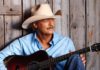 17-10-2025 Celebramos el cumpleaños de Alan Jackson cantautor estadounidense