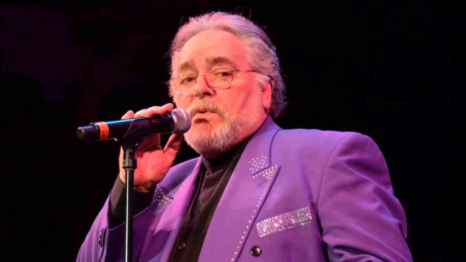 19102023 Celebramos le cumpleaños de Larry Chance vocalista del grupo