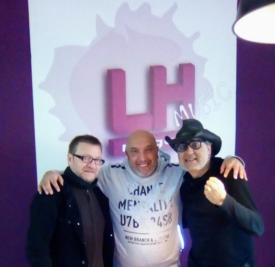 Rocking Horse y juan rodriguez