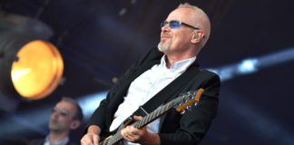 01-03-2024 Celebramos el cumpleaños de Nik Kershaw, compositor y guitarrista británico de reconocido éxito en los 80`s