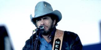 06-04-2025 Hoy hubiera cumplido años Merle Haggard, cantautor y guitarrista estadounidense, de las bandas The Strangers y The Buckaroos