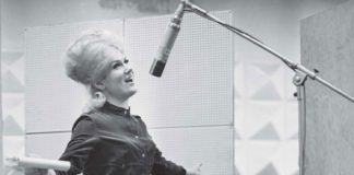 16-04-2025 Hoy hubiera cumplido años Dusty Springfield, cantante y productora británica