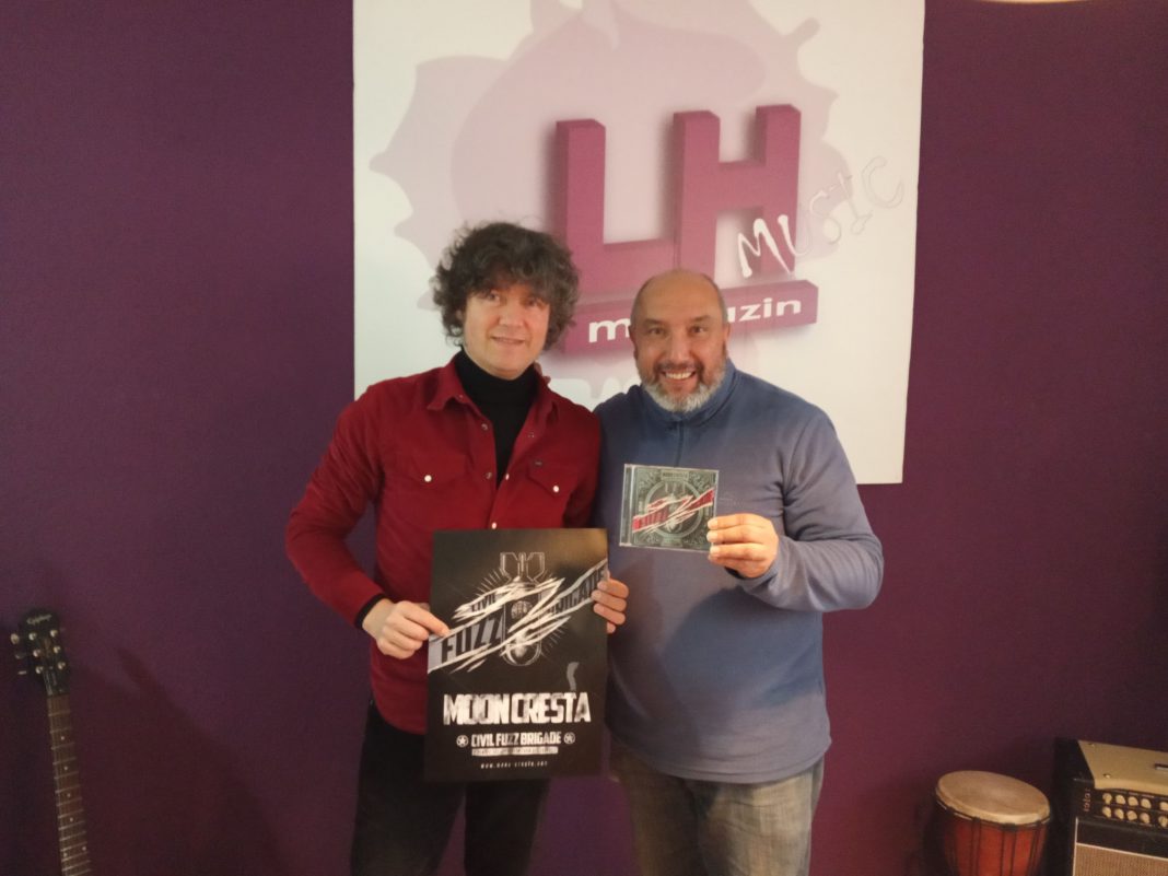 moon-cresta-y-juan-rodriguez