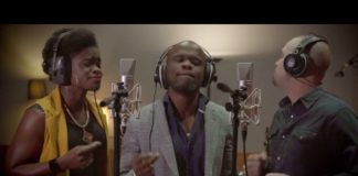 Let´s Come Together es la canción insignia de Soulift, palpita a una frecuencia de Soul suave pero potente, con toques de Rock y Góspel.