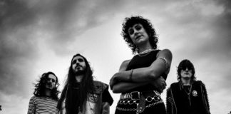 “I need rock and roll” y Curly Mane lo saben