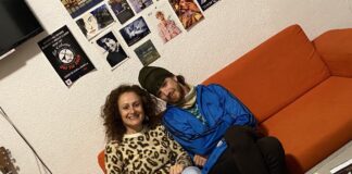 A La Vuelta De La Esquina – Se me pegó la mala leche