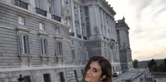 Mireya Lozano: La Voz que Despierta Emociones