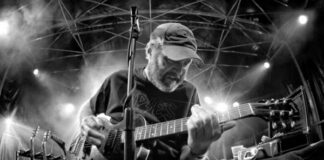 SCOTT H. BIRAM, vuelve el predicador del country blues salvaje de gira a España
