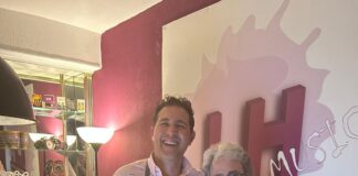 EPISIODIO 26 TOÑO CUELLAR ACTOR en AMOSDECASA -LH MAGAZIN Radio