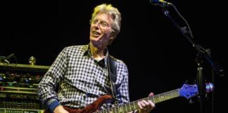 Phil Lesh, cofundador de Grateful Dead, fallece a los 84 años