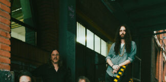 Iñaki “Uoho” Antón renace con REBROTE y presenta su primer single: “La Flor de la Verbena”