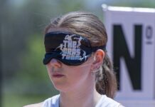 Telón cerrado, por Sara Durán