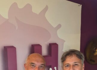 Daniel Cros presenta “El Murmullo de la Lluvia” cargado de historias, humor y leyendas musicales