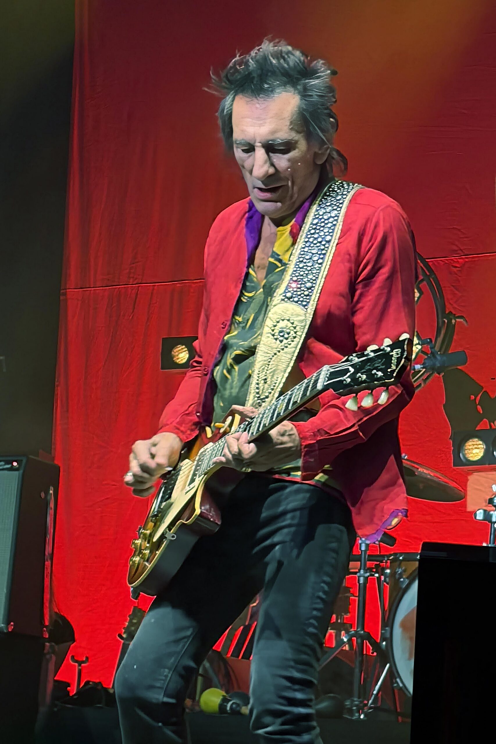 Ronnie Wood durante su actuación en Barcelona